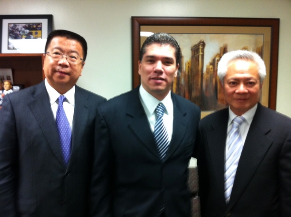 访问美国阿肯色州立大学 拜会沃尔玛总裁——王韬光董事长出国访问系列报道(一)2.jpg